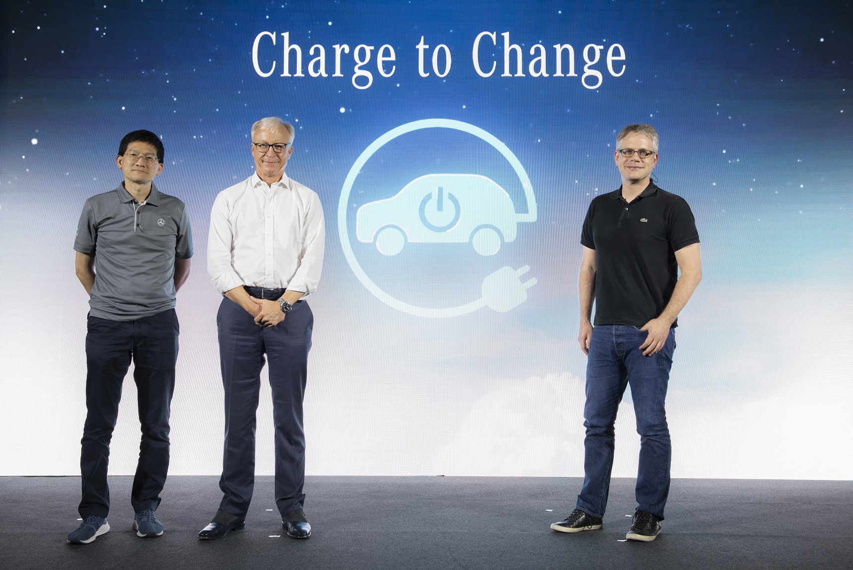 เมอร์เซเดส-เบนซ์ เปิดโครงการ “Charge to Change” ชวนผู้ใช้รถยนต์ปลั๊กอินไฮบริด ชาร์จ เพื่อเปลี่ยนโลก